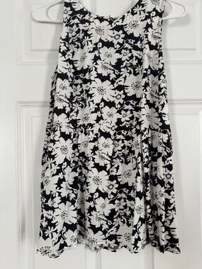 LOFT Black and White Floral Swing Tank